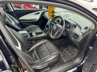 /photos/10213/059c7a22-b2c3-28f6-8b67-1f14e9a64cbe_i320x240.jpg