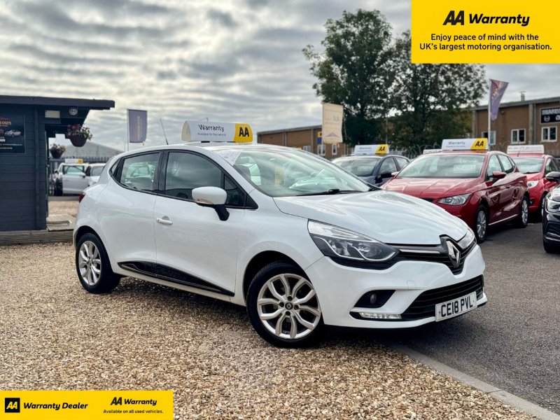 White Renault Clio 0.9 TCe Dynamique Nav Hatchback 5dr Petrol Manual Euro 6 s/s 90 ps