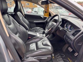 /photos/10213/f0543062-904f-fa77-2ce9-e6d766107cb5_i320x240.jpg