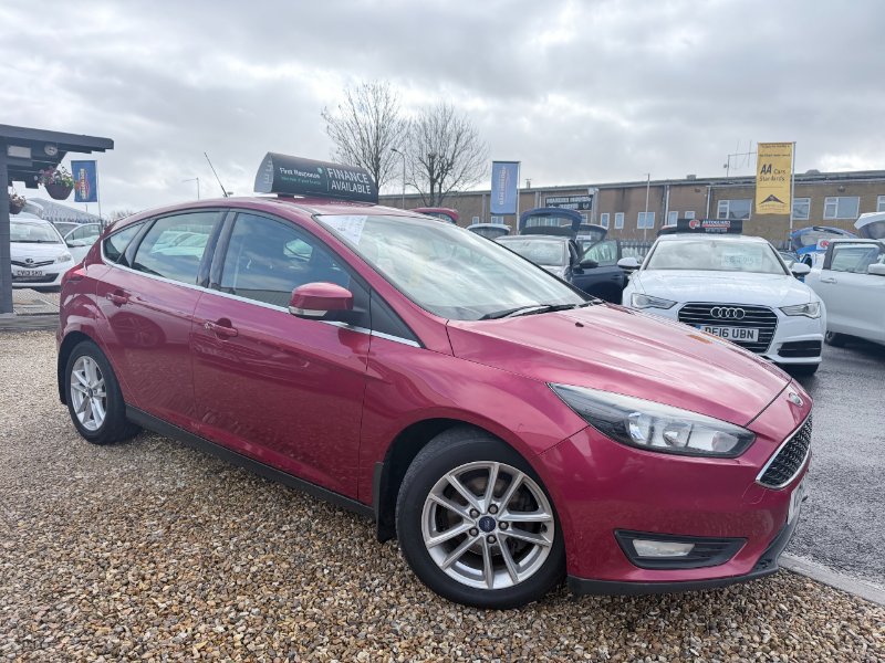 2015 FOCUS 1.6 TDCI ZETEC HATCHBACK 5DR DIESEL MANUAL EURO 5 S S 115... photo